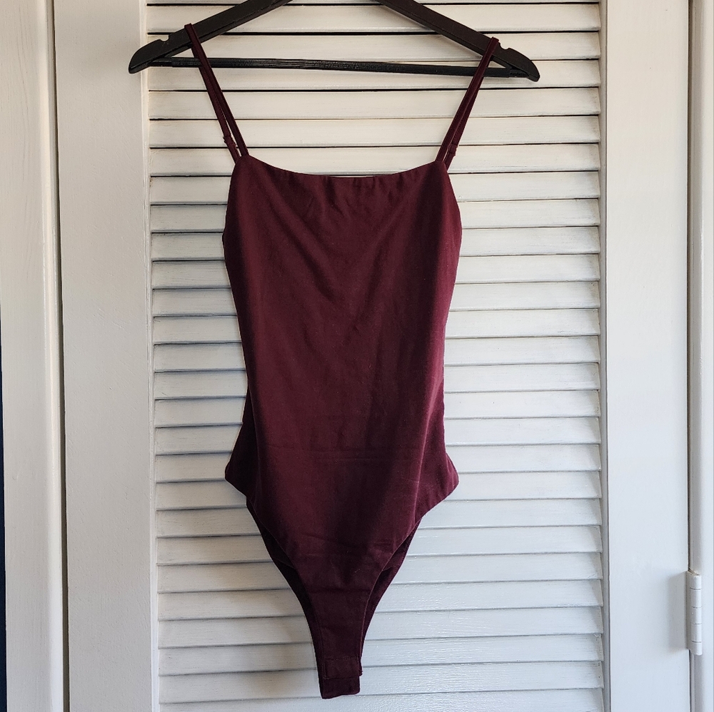 Burgundy Spaghetti Strap Backless Bodysuit